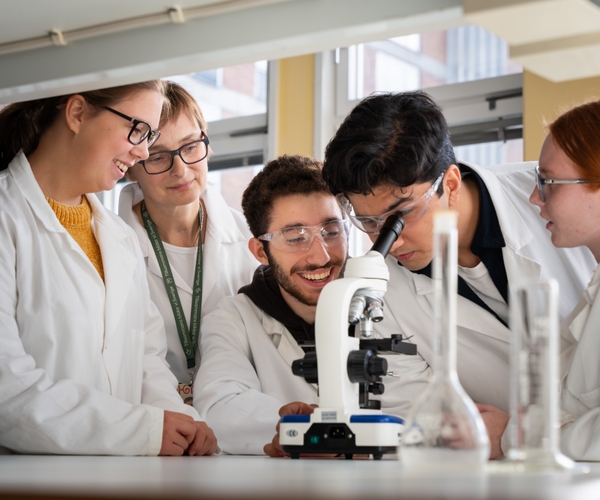 Bild på Huddingegymnasiet