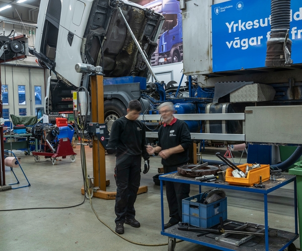 Bild på Stockholms transport och fordonstekniska gymnasium