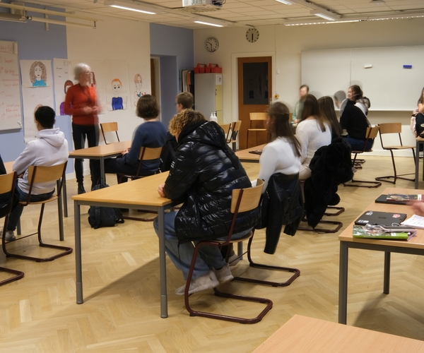 Bild på Midsommarkransens gymnasium