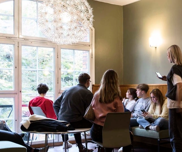 Bild på Bernadottegymnasiet