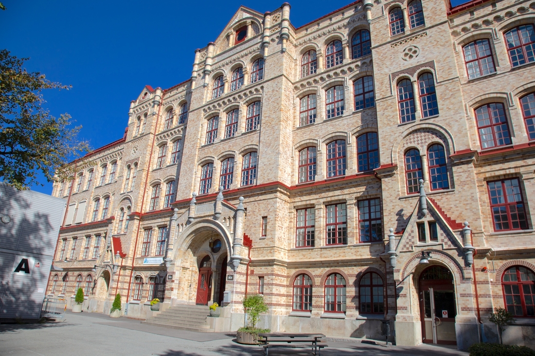 Bild på The International High School