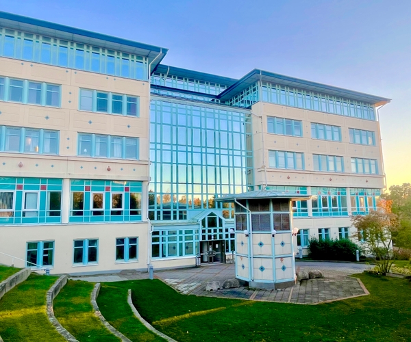 Riksäpplets gymnasium