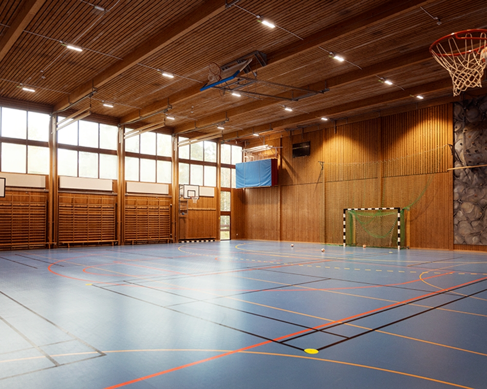 Bild på Tyreso╠ê gymnasium Idrottshall.png