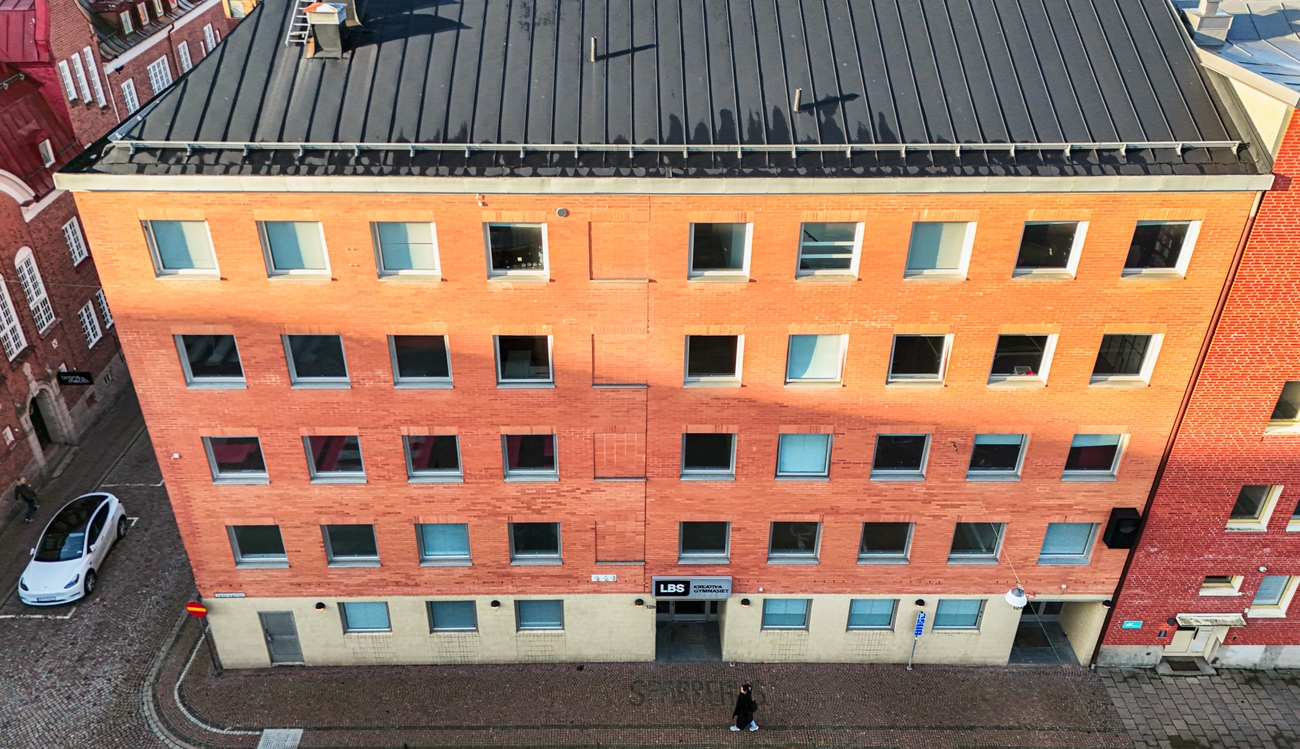 Bild på Skolbyggnad LBS Kreativa Gymnasiet Borås.jpg